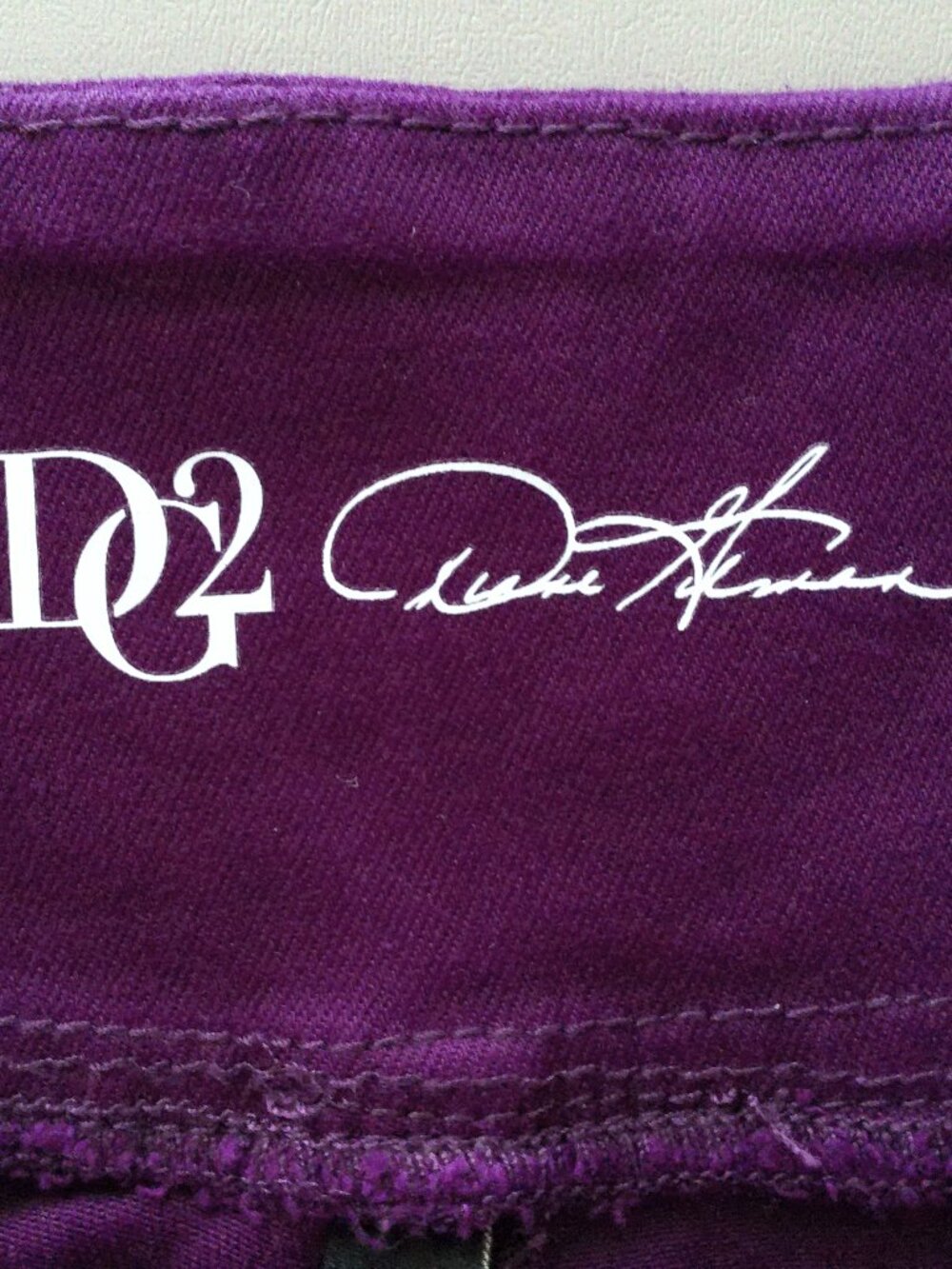 DG2 by Diane Gilman NWT 5 Pocket Pull-On Legacy Stretch Deep Raspberry Jeans M - Picture 4 of 12